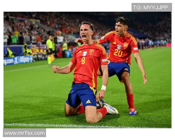 卢卡库在国际赛场的表现分析及其对球队战术的影响探讨